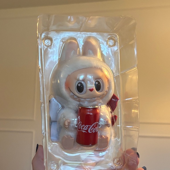 POP MART Coca-Cola The Monsters Vinyl Face Blind Box -Confirmed Happy Factor - Picture 5 of 5